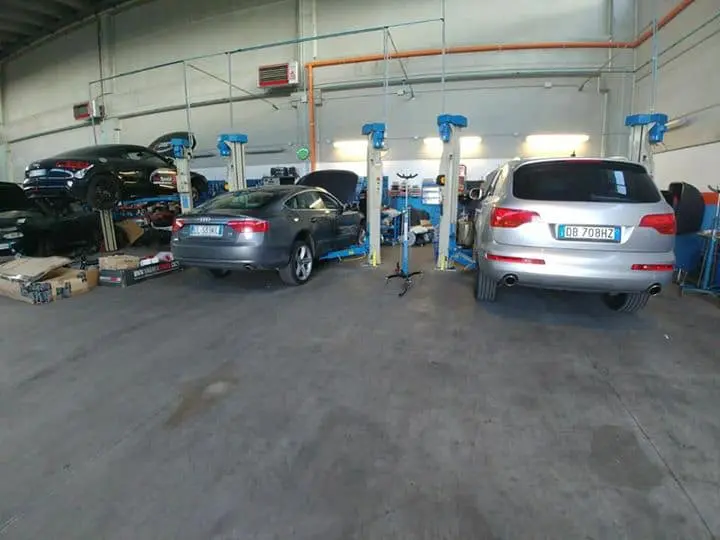 …Audi day in Top Speed Garage!